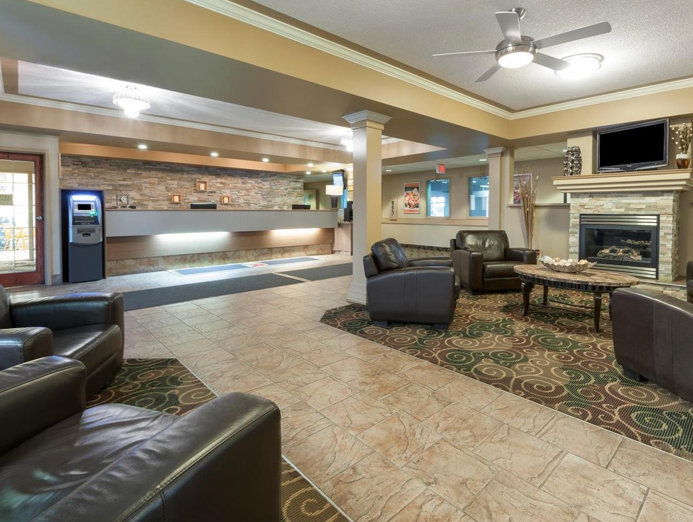 Super 8 By Wyndham Saskatchewan Hotel